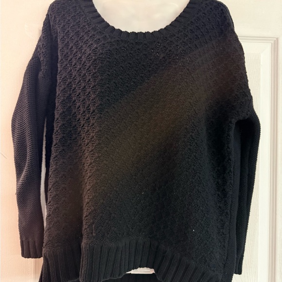 American Eagle Outfitters Sweaters - 2/$30 American Eagle Outfitters Black Textured Crewneck Sweater